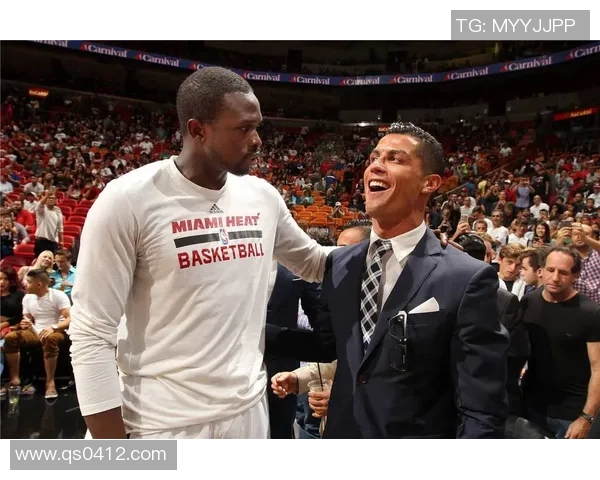 历代足坛巨星同框定格经典瞬间展现足球传奇风采